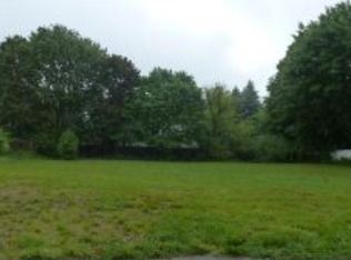 18 Norton Rd, Hampton, NH 03842