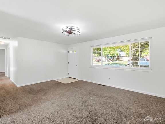 5th image of 1110 Blossom Heath Rd
