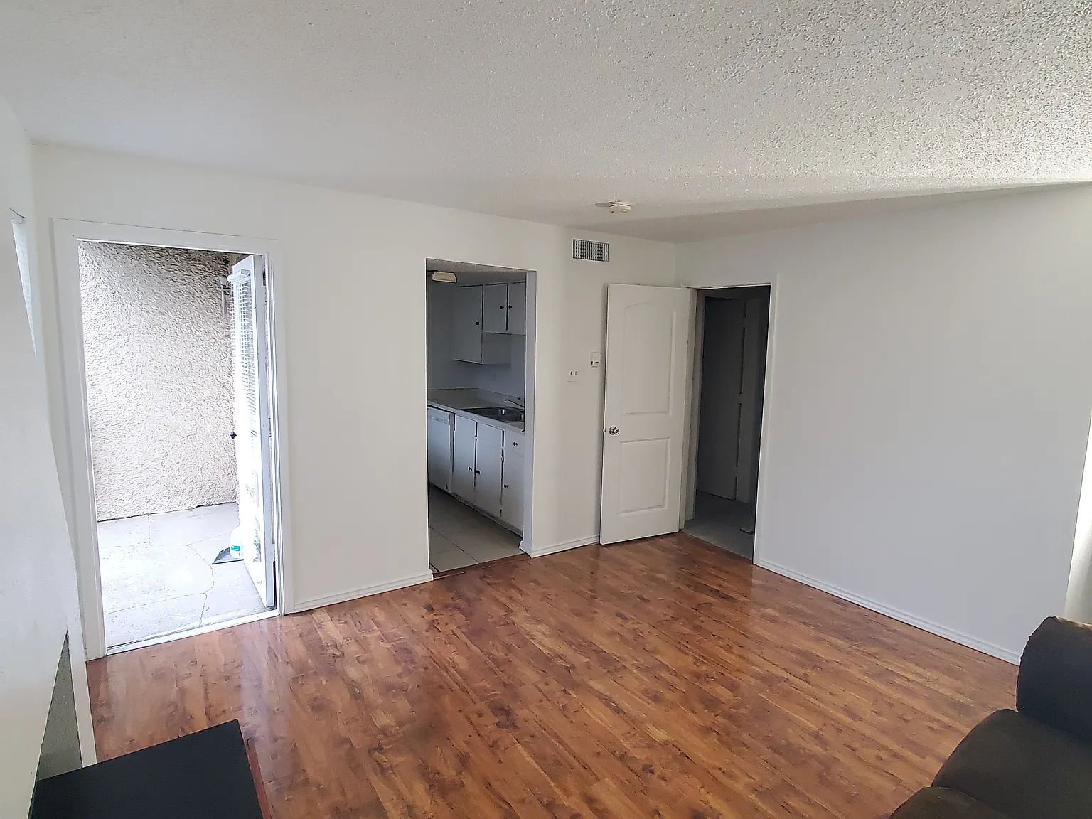 1 bed, 445 sqft, $950 — Photo 3