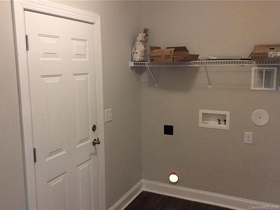 5th image of 1534 Squirrel Lake Ct