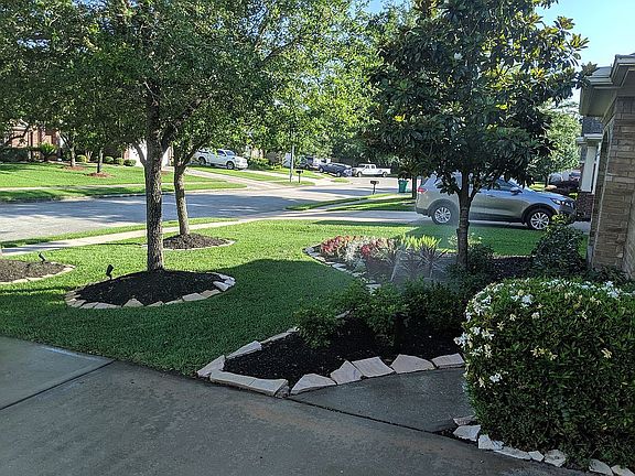 3rd image of 14415 Castle Cove Ln