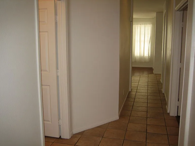 8046 Arcadian Ln — Photo 13