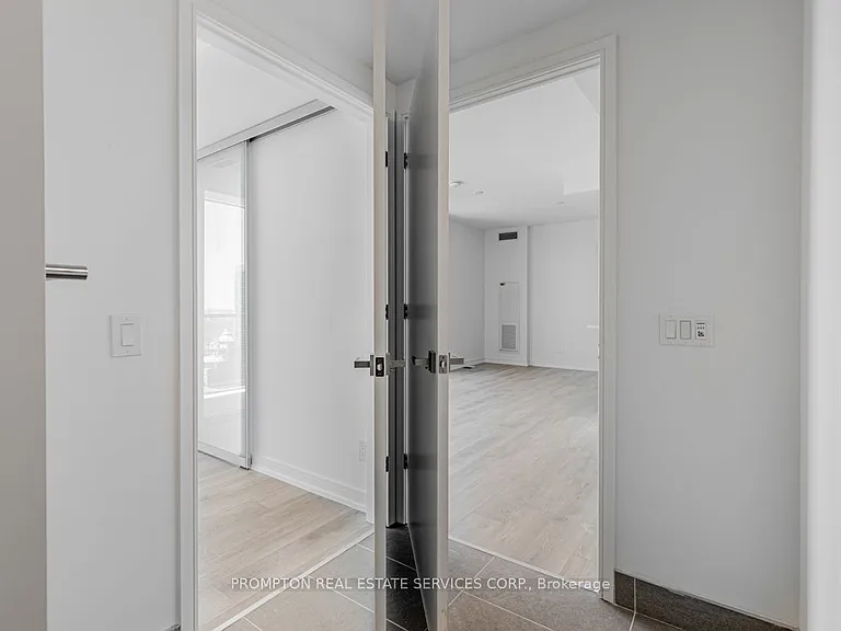 3 Gloucester St #4503 — Photo 20