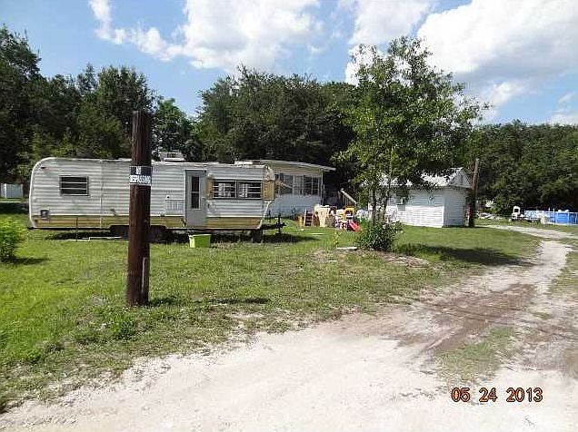 2nd image of 11801 Gordon Dr