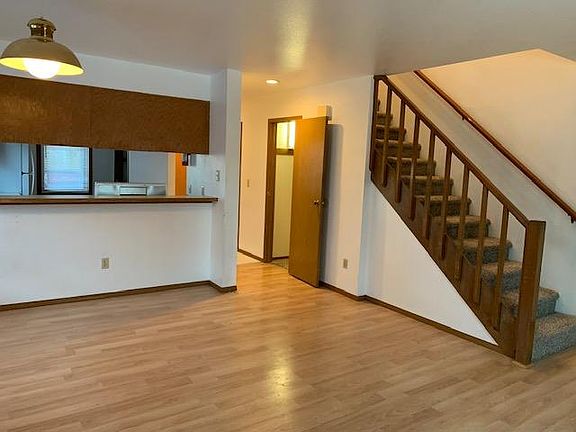 4th image of 1310 29th Ave APT 4