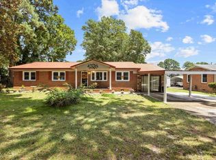 103 W Sunset Dr, Red Springs, NC 28377