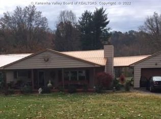 137 Maplewood Ests, Scott Depot, WV 25560