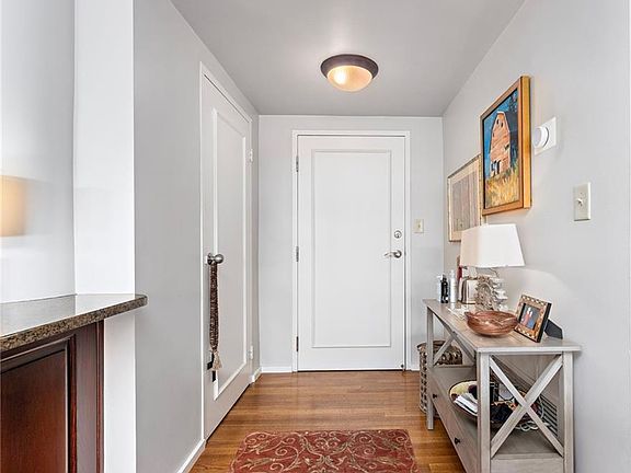 2nd image of 803 W 48th St APT 504