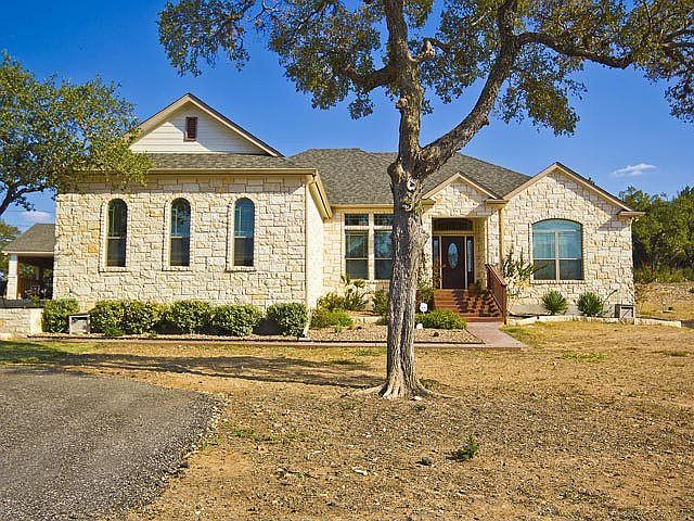 1st image of 430 Woodlands Trl