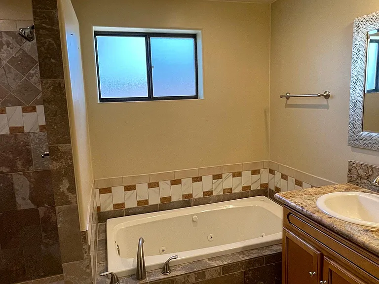 1227 N Sonoita Ave — Photo 15