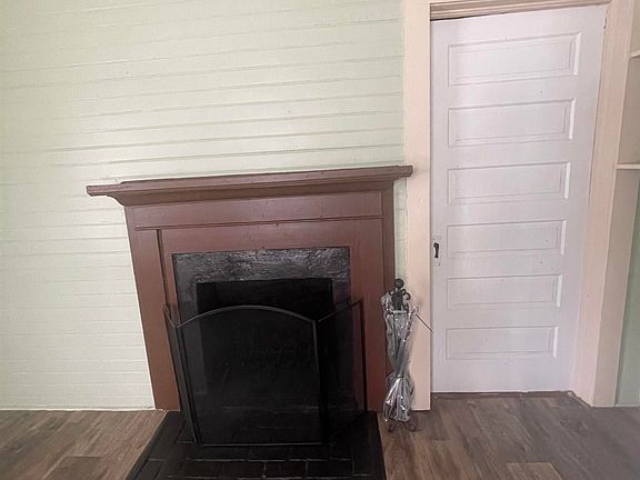 5th image of 314 Union St