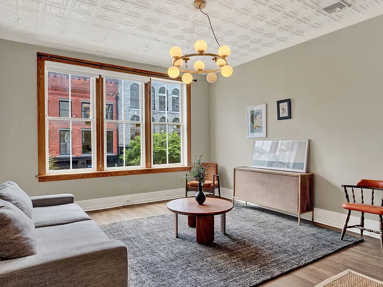 226 W Broughton St #2B — Photo 15