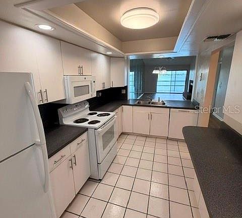 3rd image of 4109 FAIRVIEW VISTA POINT #315