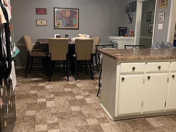 4th image of 1620 Custer Dr