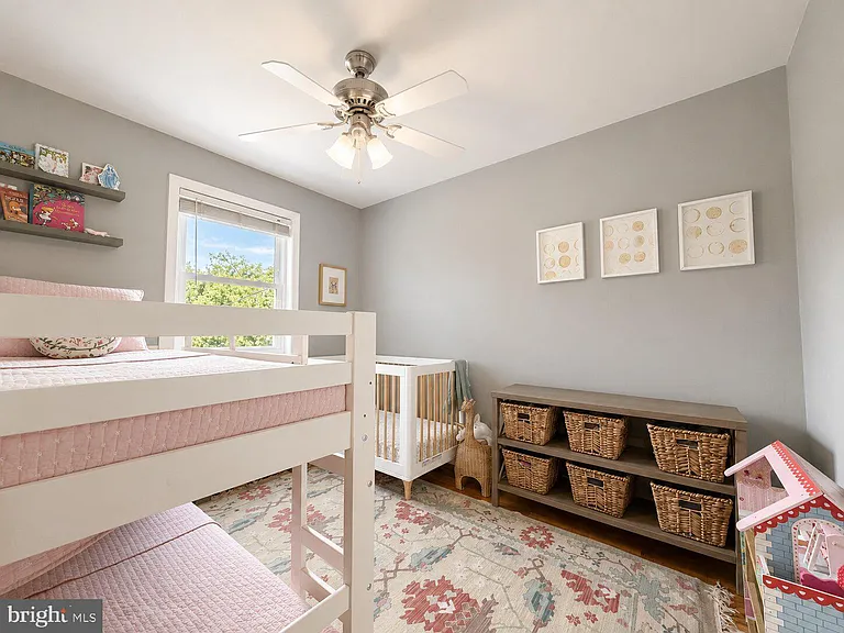 609 S Henry St — Photo 18
