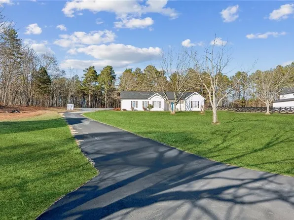 397 Harvey Lokey Rd, Bethlehem, GA 30620