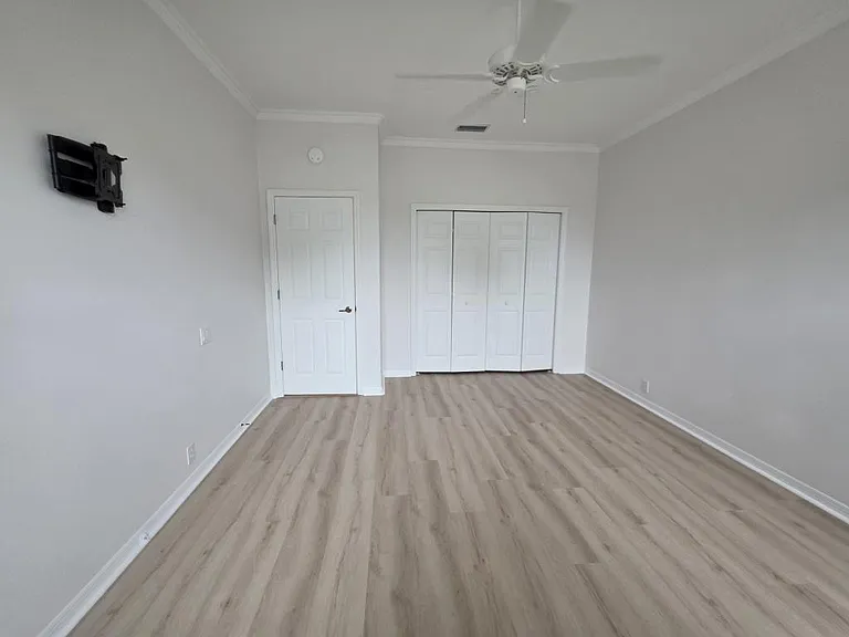 4492 Golf Club Ln — Photo 12