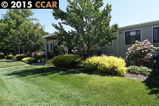 1st image of 2301 Pine Knoll Dr Unit 10