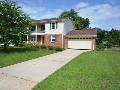 8909 Willow Hills Dr SE, Huntsville, AL, 35802