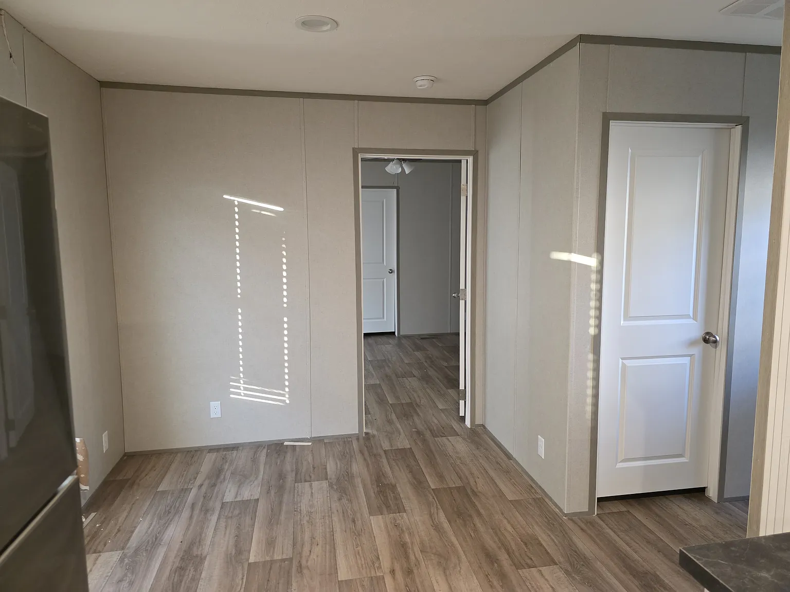 3 bed, 1216 sqft, $1,250 — Photo 3