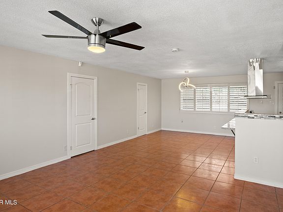 5th image of 10101 Chinaberry Dr