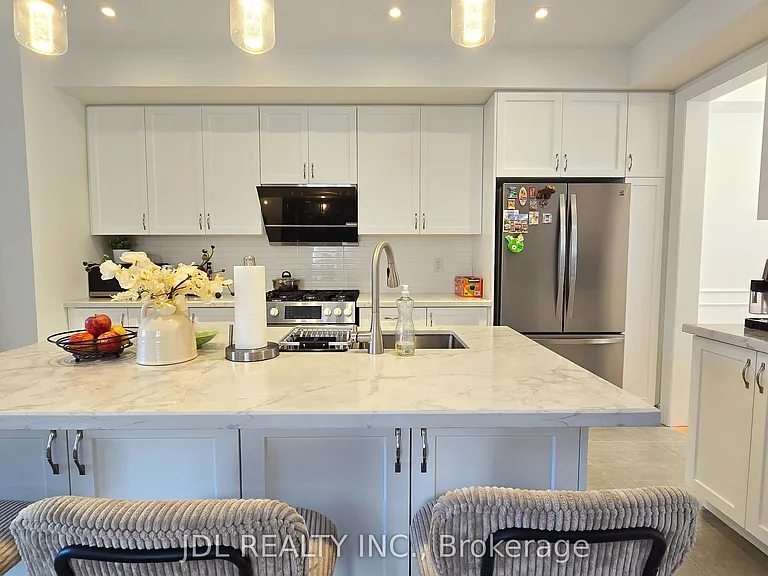 87 Albert Newell Dr — Photo 9