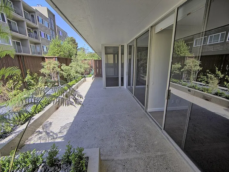 2200 Sacramento St #103 — Photo 14