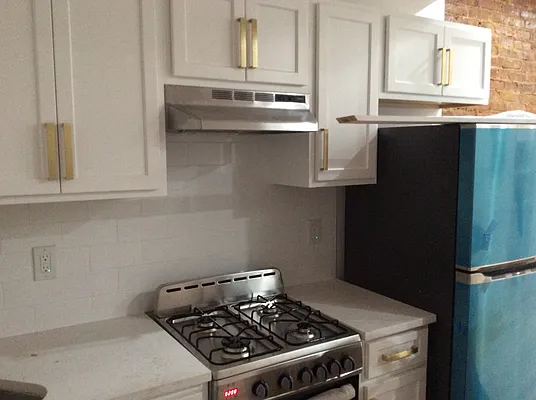 Rented by Peter Jacob, LREB | media 10