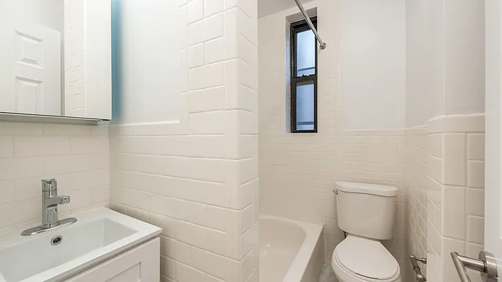 Rented by Nooklyn NYC LLC | media 36