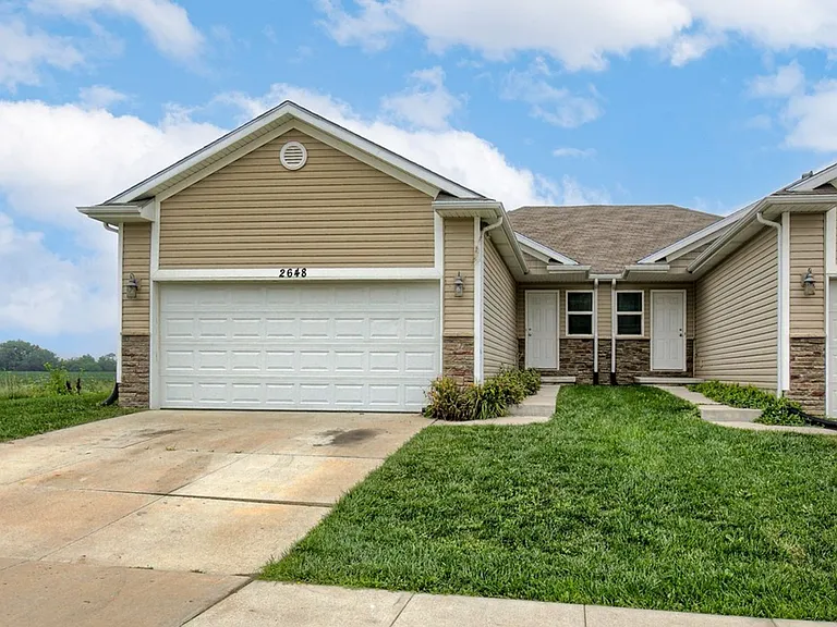 2644-48 W Timberlake Dr — Photo 14