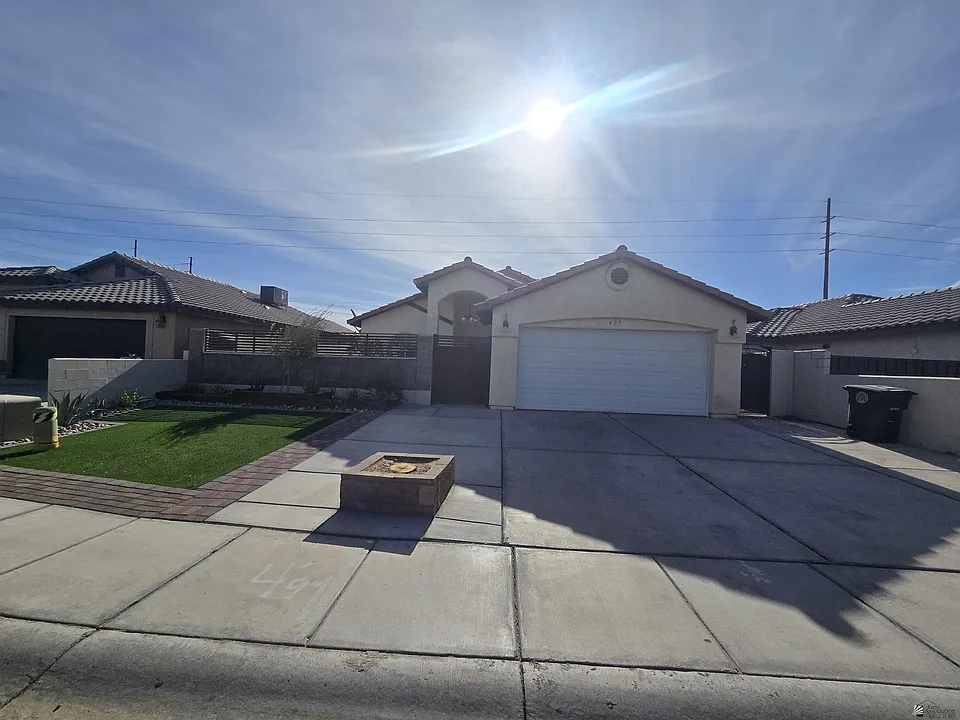 417 N San Juan Ln