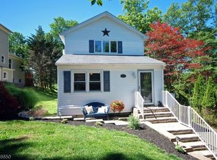 22 Milton Ave, Stanhope, NJ 07874