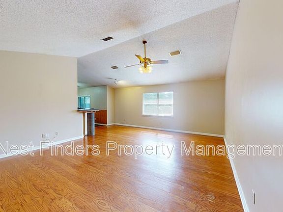 5th image of 446 Prindle Dr E