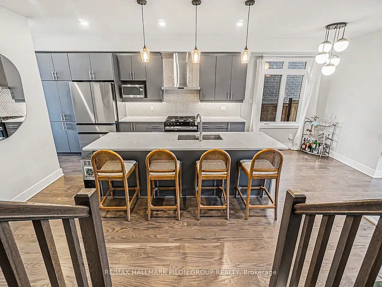 618 Mikinak Rd — Photo 15
