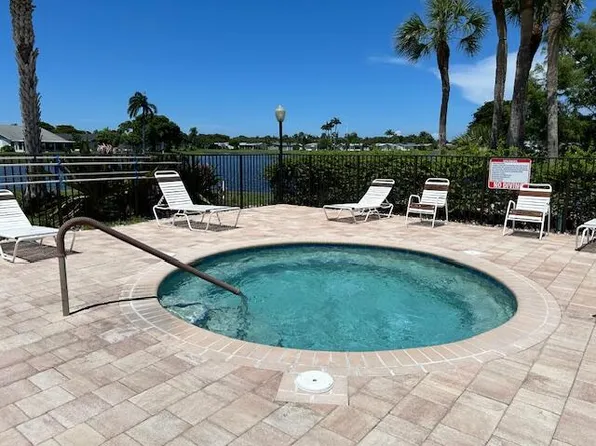 5272 Crystal Anne Drive, West Palm Beach, FL 33417