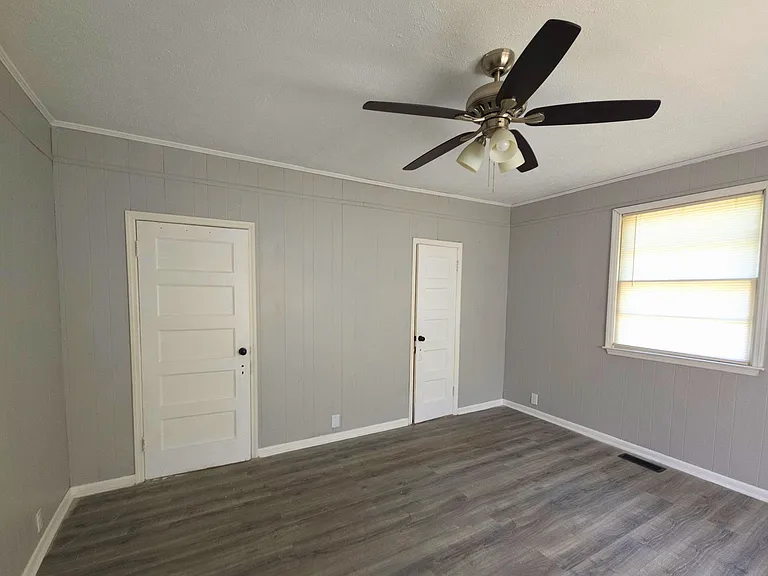 307 Deluxe Cir — Photo 14