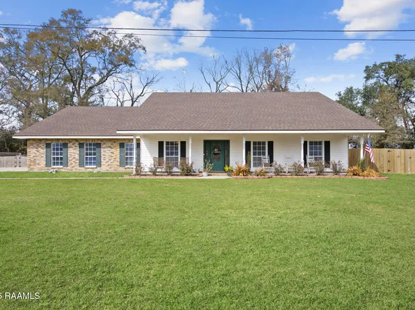 403 Louise St, Jeanerette, LA 70544