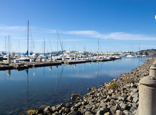 22 Schooner Ct, Richmond, CA 94804