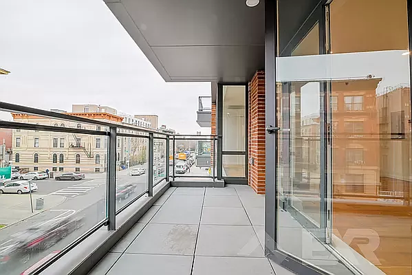 Rented by EXR | media 11