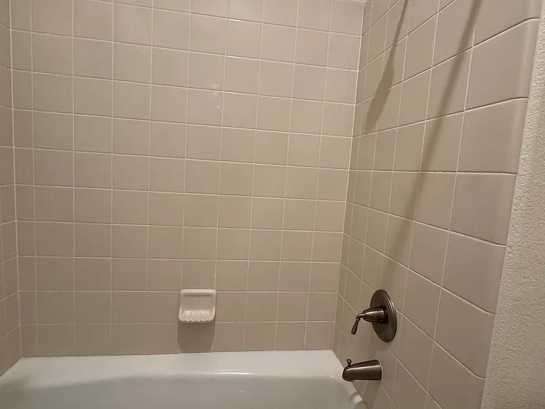 3111 Esmerelda Dr — Photo 29