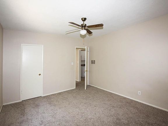 5th image of 1809 E Wilshire Ave APT 2