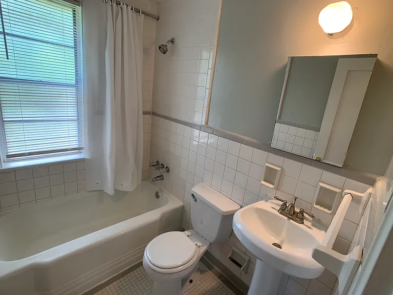 1684 Valley Ave — Photo 64
