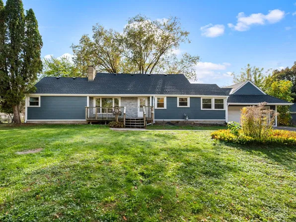 2338 15th Ave E, North Saint Paul, MN 55109