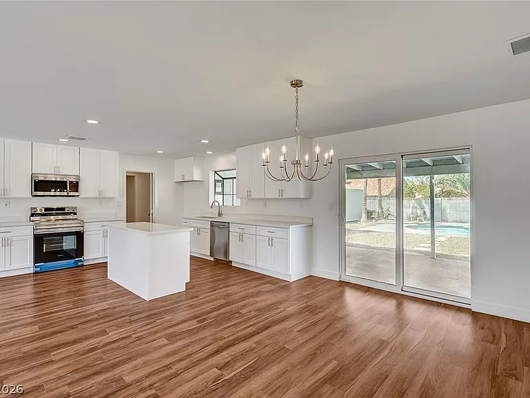 1580 Quarter Horse Dr — Photo 7