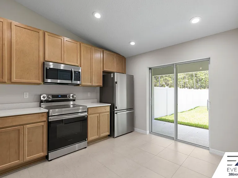 14 Llovera Pl #B — Photo 10