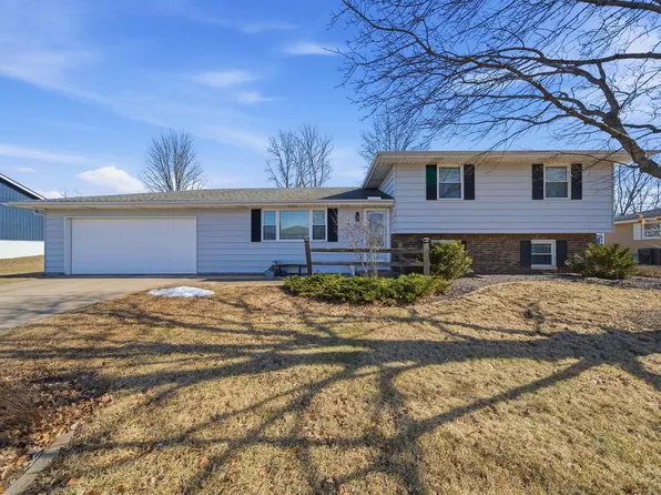 604 Ivy Ln, Tremont, IL 61568