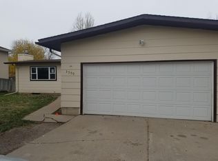 3500 Fox Farm Rd, Great Falls, MT 59404