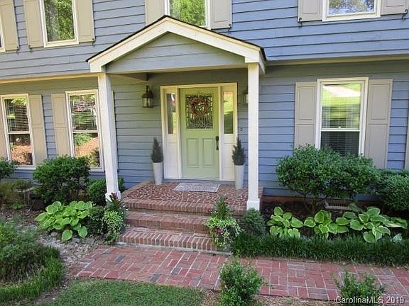 2nd image of 1723 Overbrook Dr
