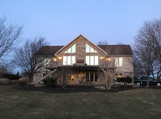 305 Creek Rd, Selinsgrove, PA 17870