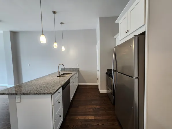 10 Merrymount Rd #11, Quincy, MA 02169